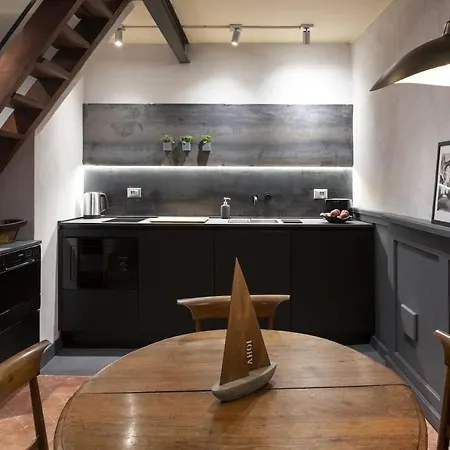 Design, Eleganza Con 2 Suite E Wi-Fi Veloce Holiday home