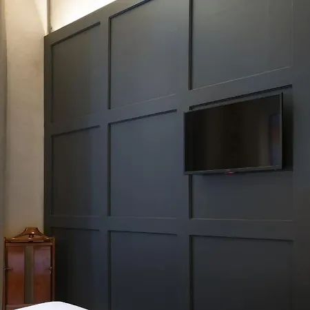 Vakantiehuis Design, Eleganza Con 2 Suite E Wi-Fi Veloce *